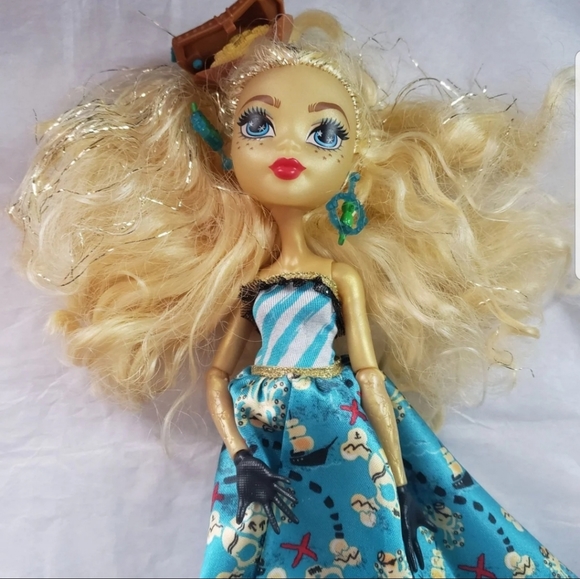 dayna treasura jones monster high